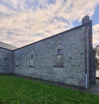 Windows of Labasheeda hall were blocked up in the late 1970’s, reopened and new wooden windows installed.